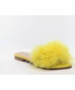 CAPE ROBBIN SANDAL-1 - Faux Fur Flat Sandals